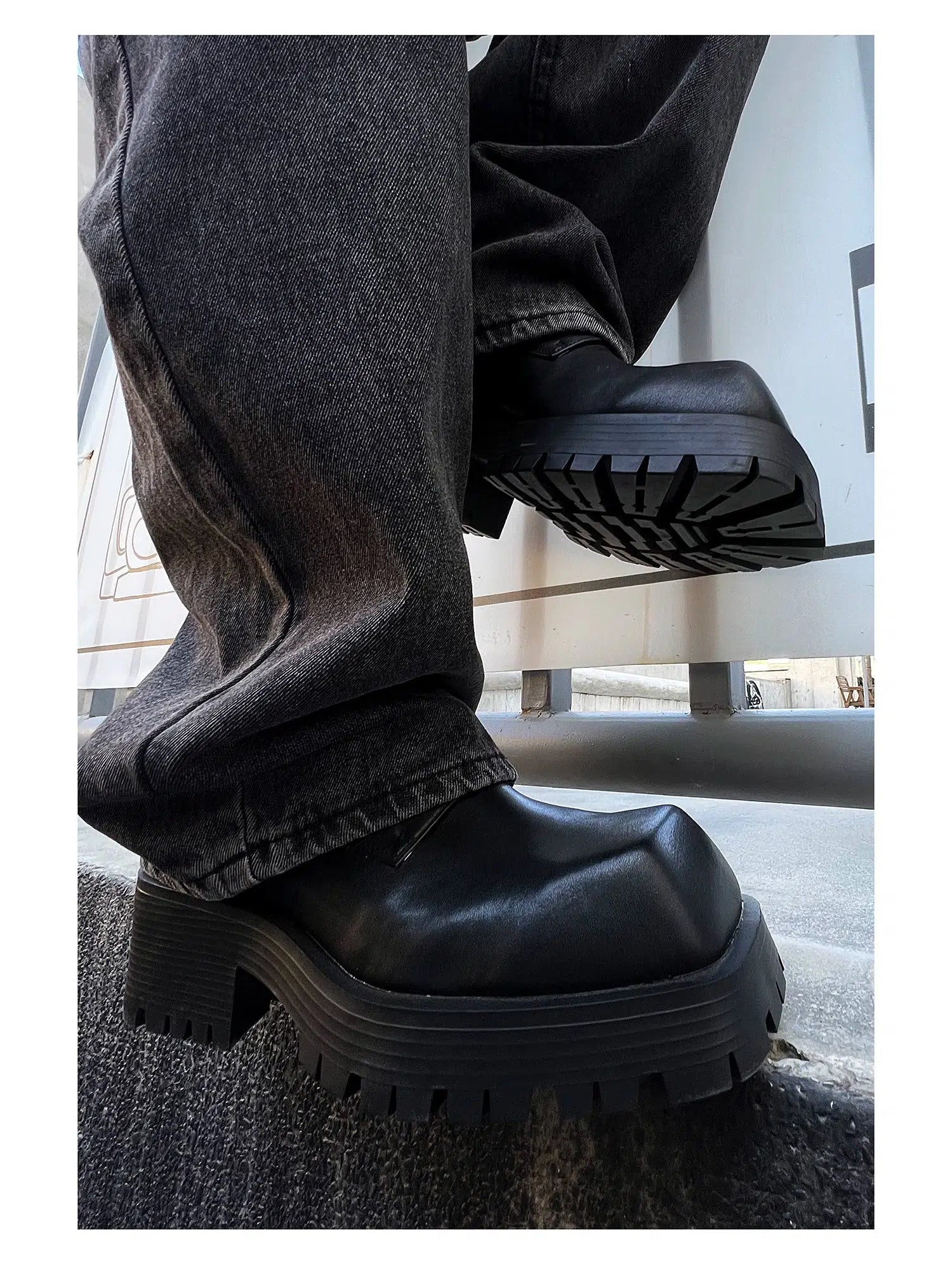 Platform Lace-Up Casual Shoes