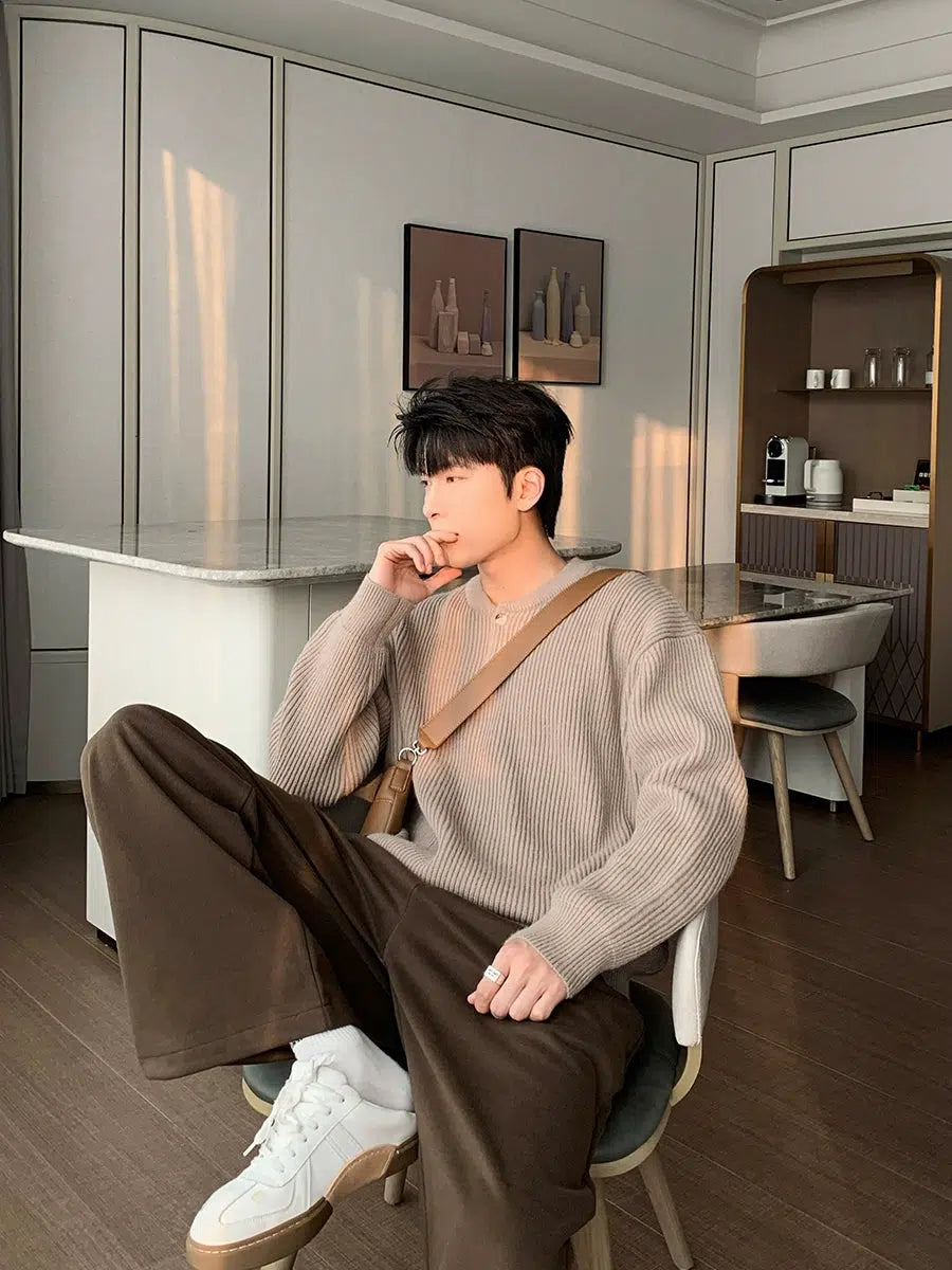 Pleated Henley Bottoming Sweater