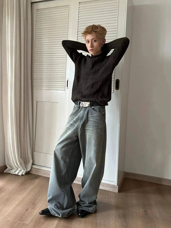 Pleated Wide-Leg Floor-Mopping Jeans
