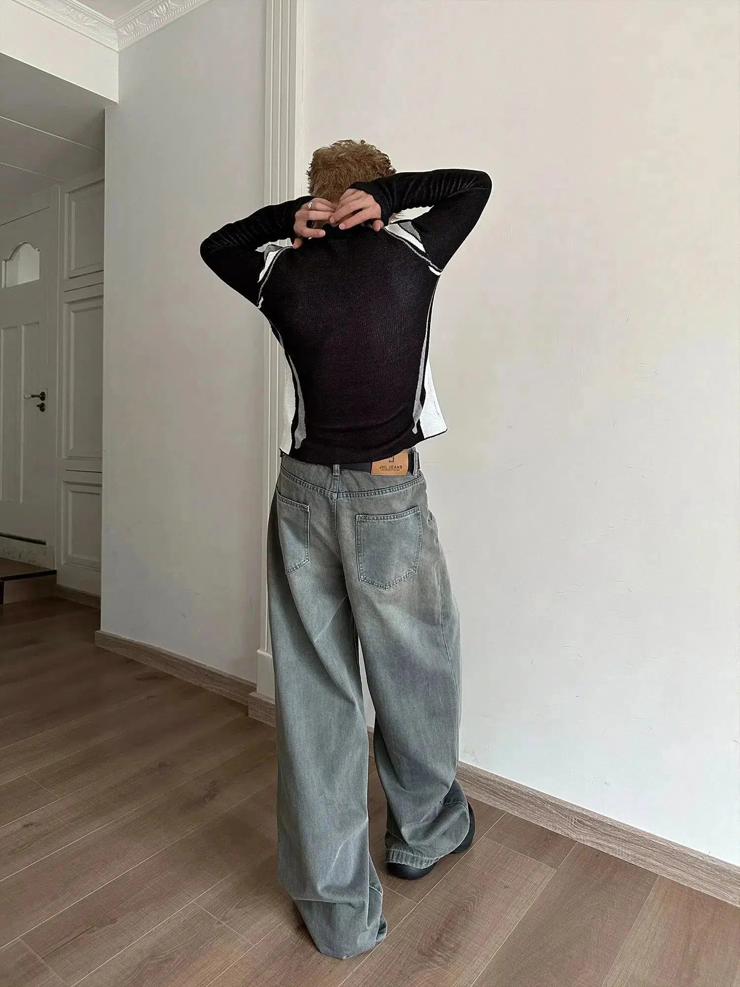 Pleated Wide-Leg Floor-Mopping Jeans