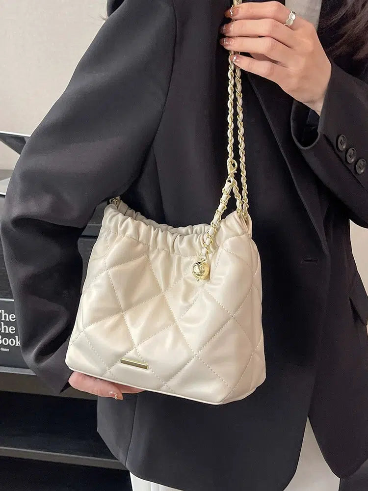 Quilted Chain Shoulder Bag