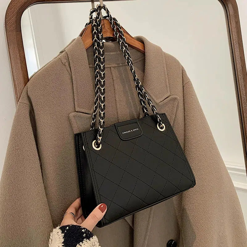 Quilted Chain Shoulder Bag