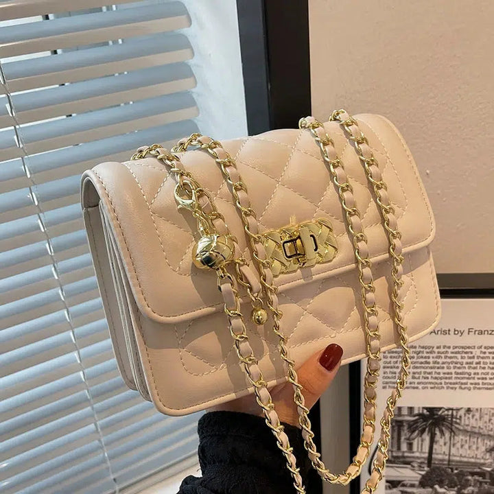 Quilted Chain Shoulder Bag