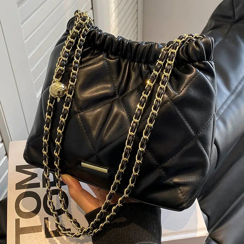 Quilted Chain Shoulder Bag