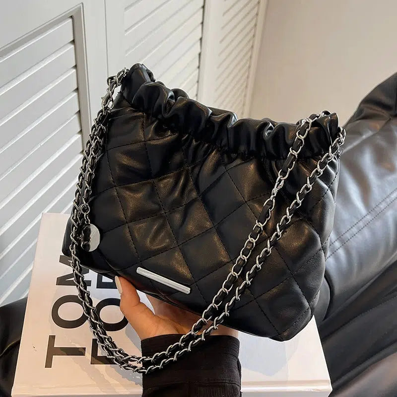 Quilted Chain Shoulder Bag