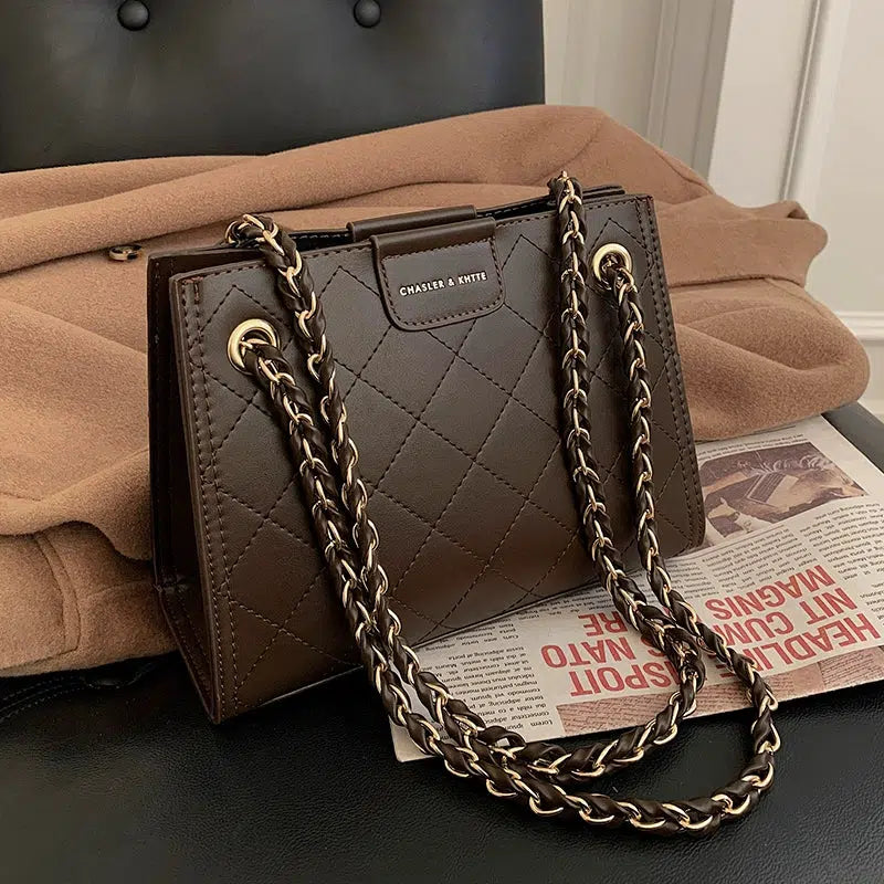 Quilted Chain Shoulder Bag