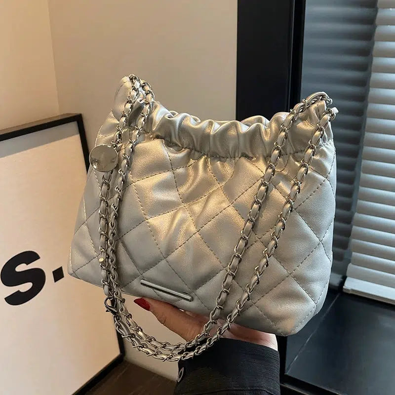 Quilted Chain Shoulder Bag