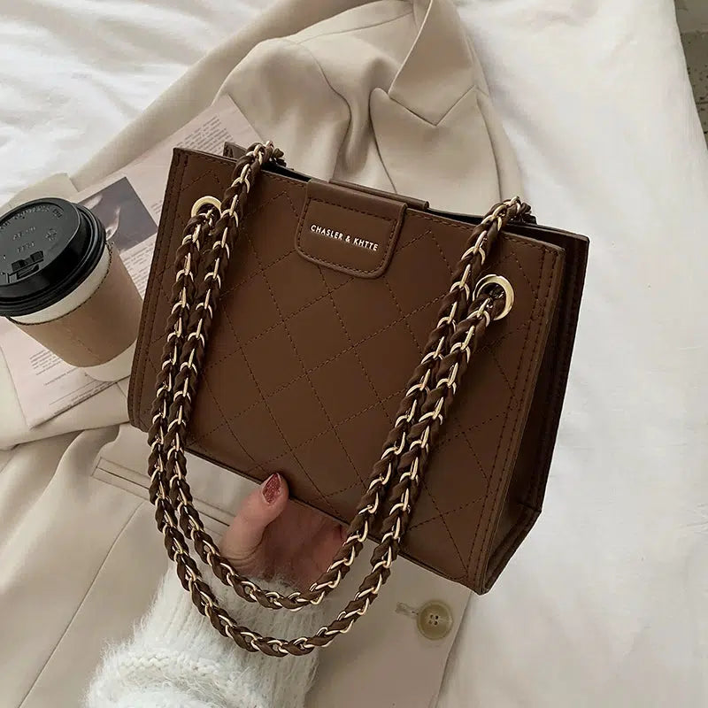 Quilted Chain Shoulder Bag