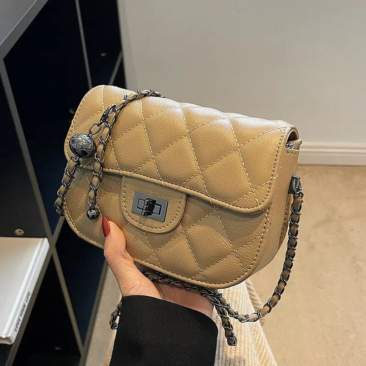Quilted Chain Strap Shoulder Bag