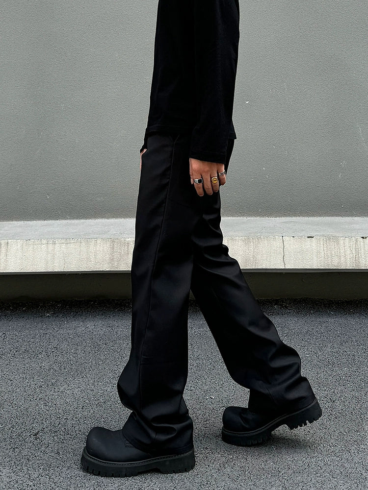 Relaxed-Fit Drape Pockets Pants