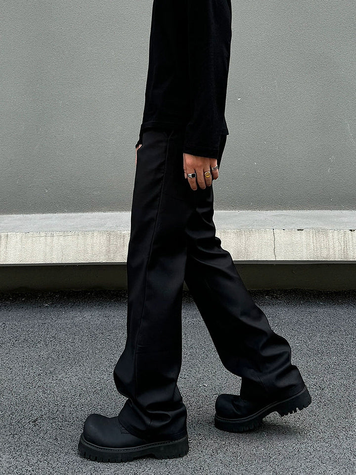 Relaxed-Fit Drape Pockets Pants