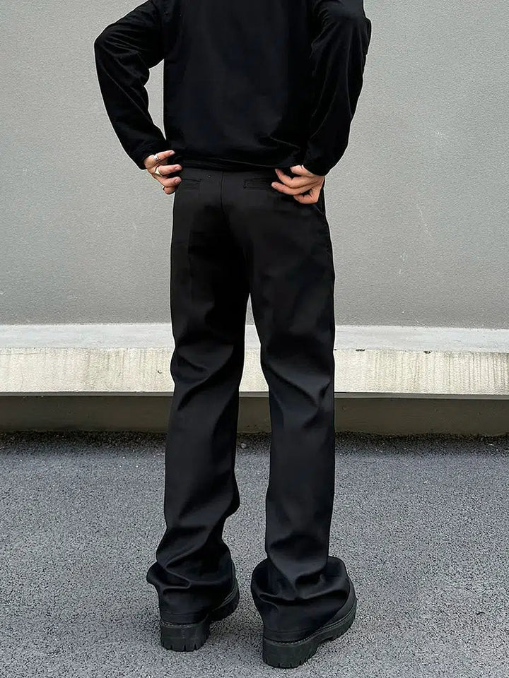 Relaxed-Fit Drape Pockets Pants