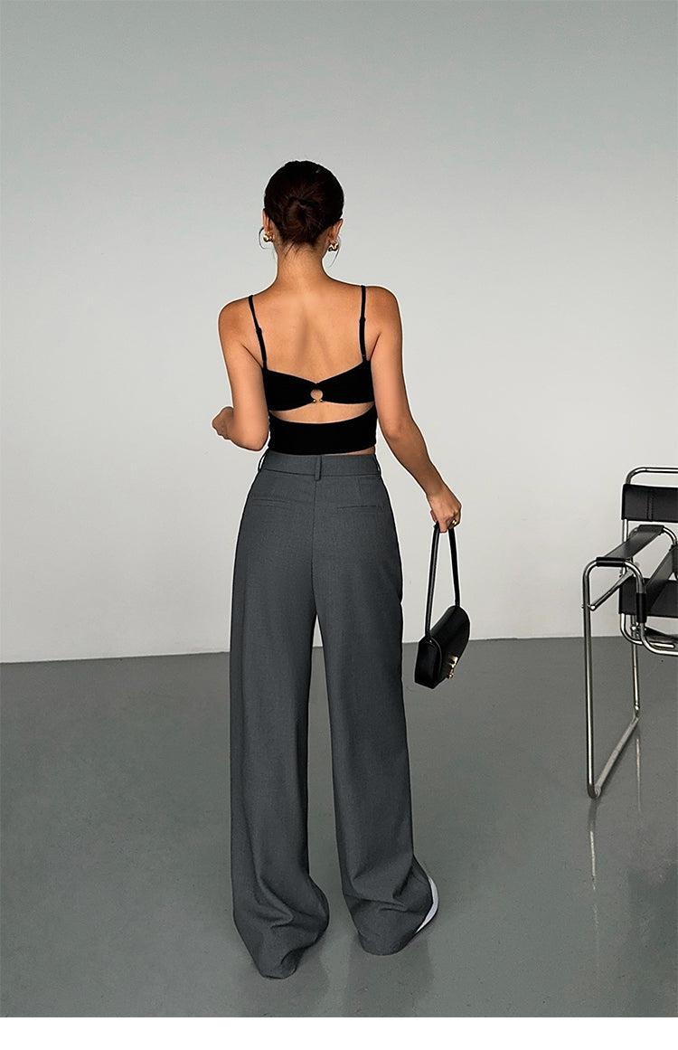 Relaxed Fit Pleated Pants