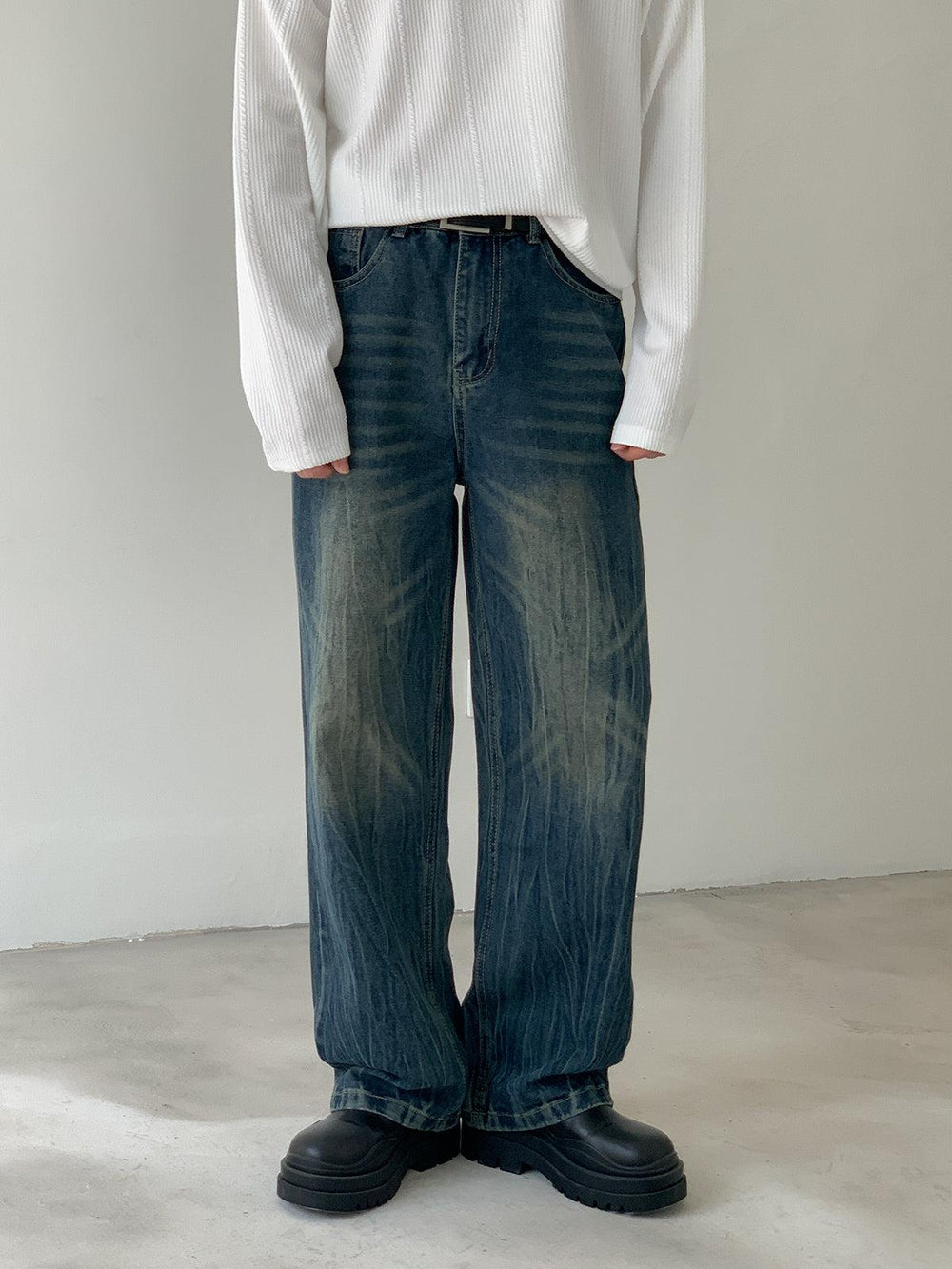 Relaxed Fit Straight-leg Jeans