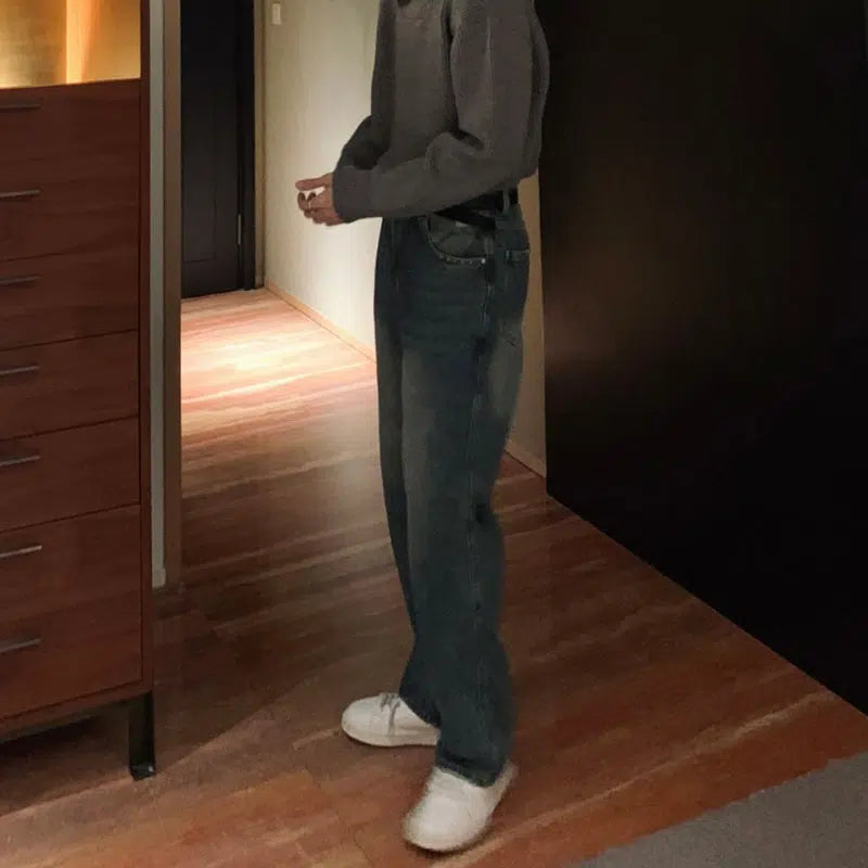 Relaxed Fit Straight-leg Jeans