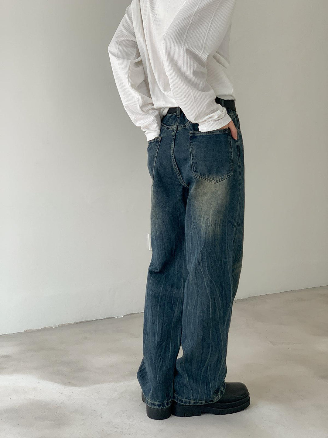 Relaxed Fit Straight-leg Jeans