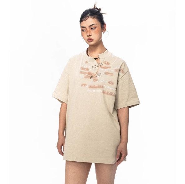 Retro Pin Crew Neck T-shirt
