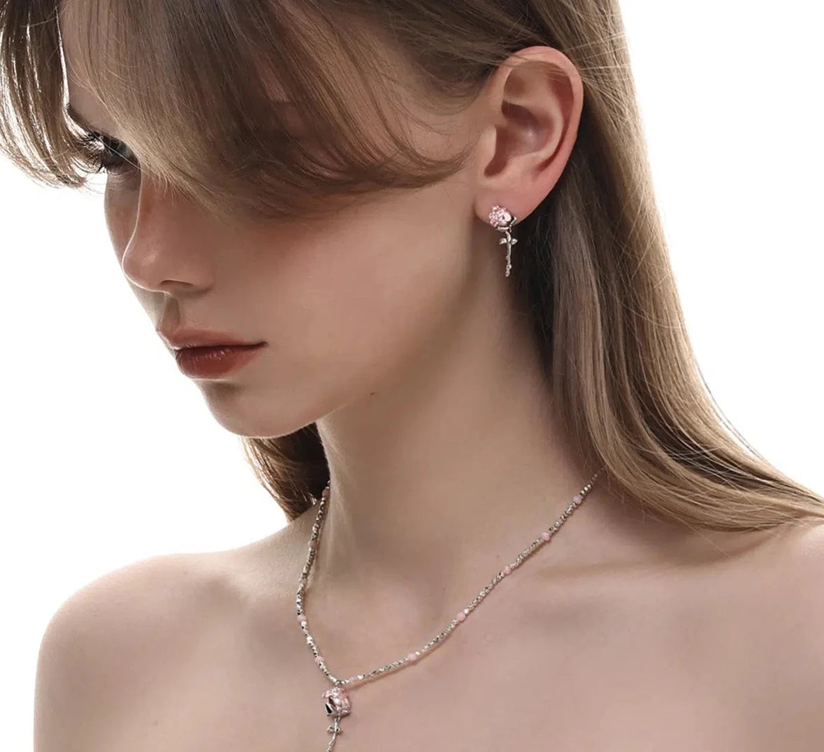 Rose Pendant Necklace