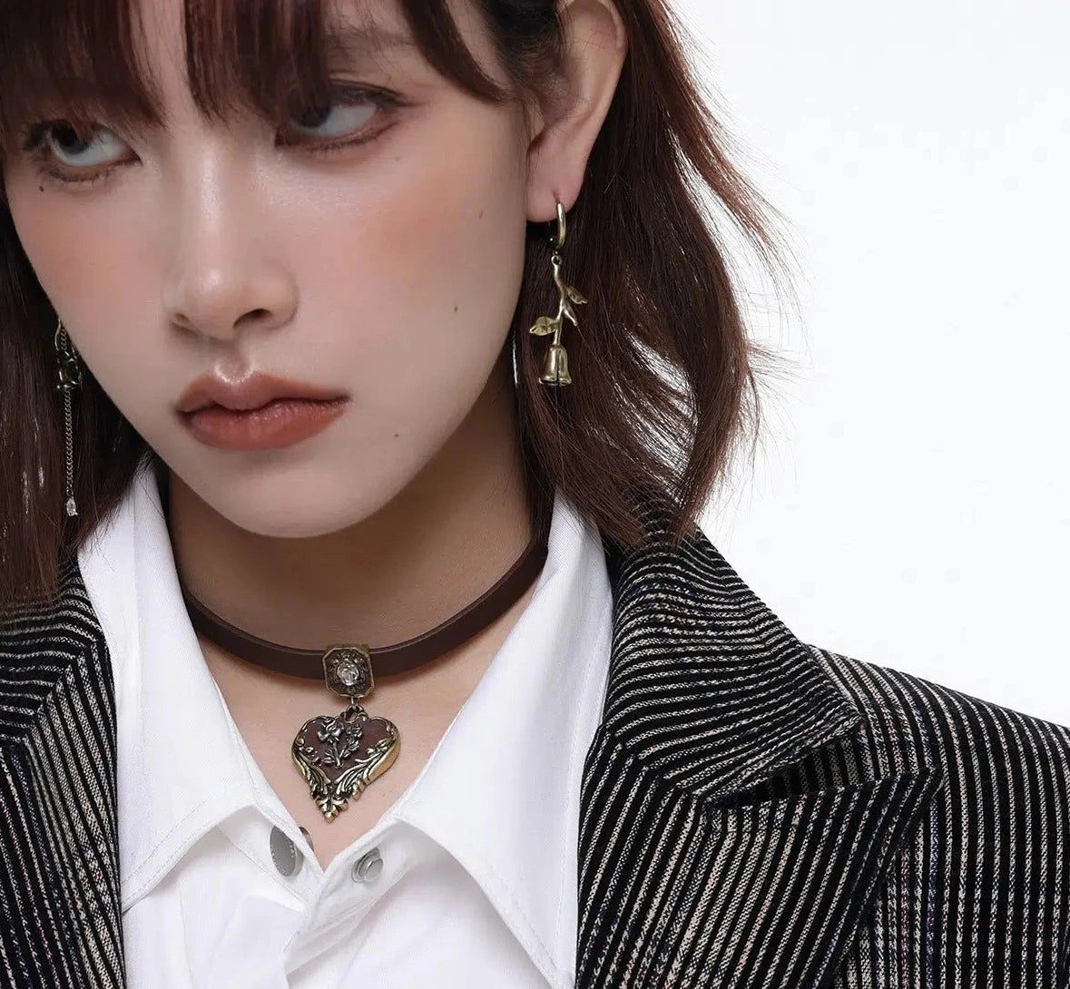 Rose Pendant Necklace