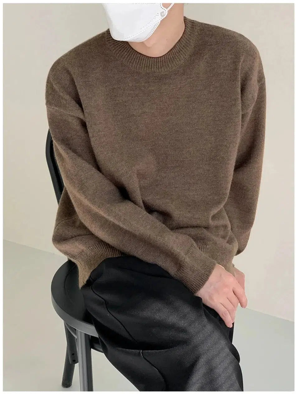 Round Neck Pullover Sweater