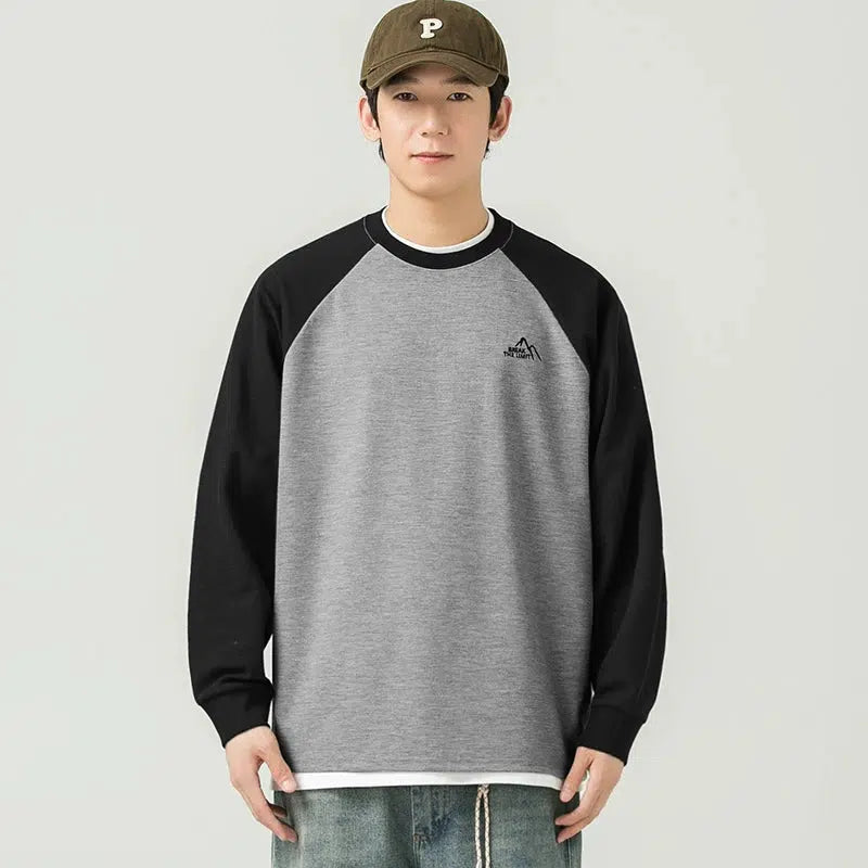 Round Neck Pullover Sweatshirt