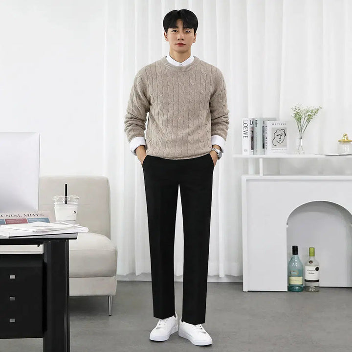 Round Neck Twist Knitted Sweater