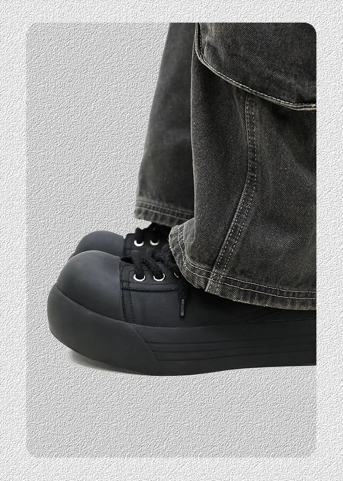 Round Toe Casual Shoes