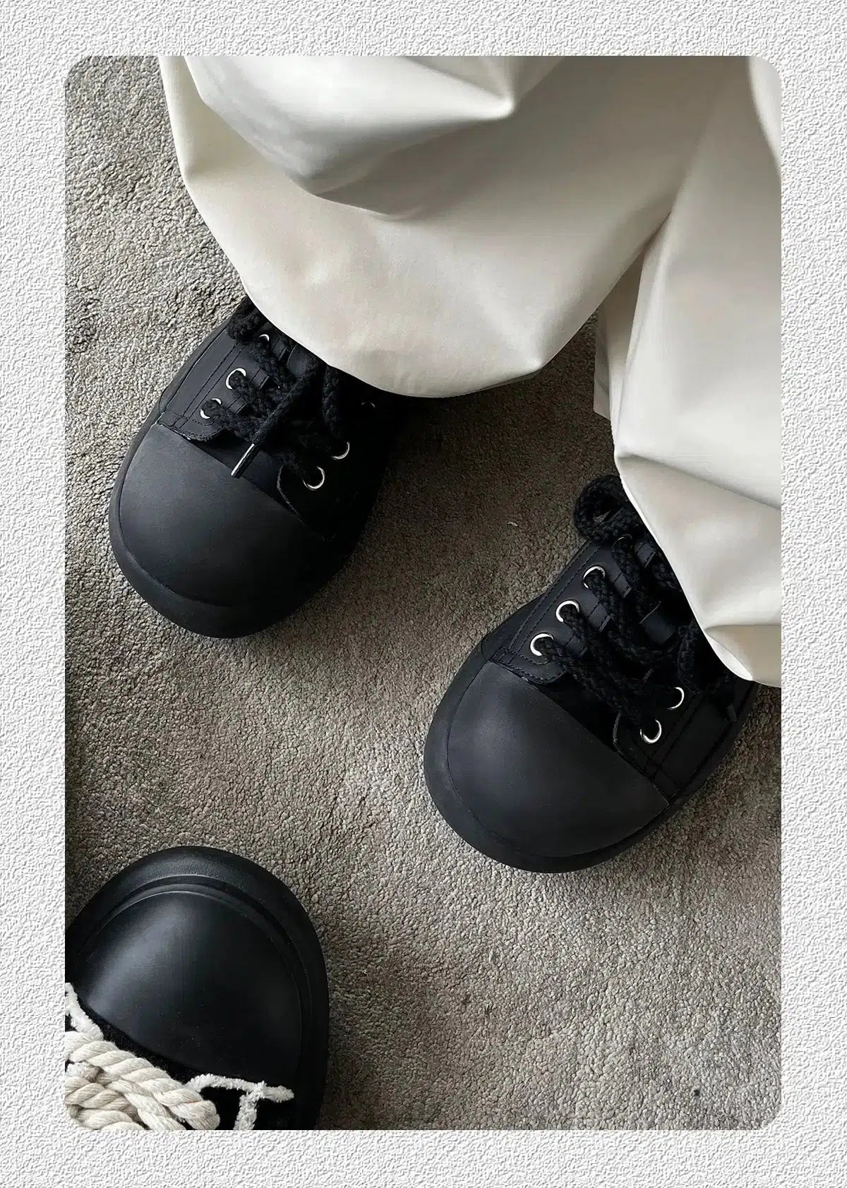 Round Toe Casual Shoes