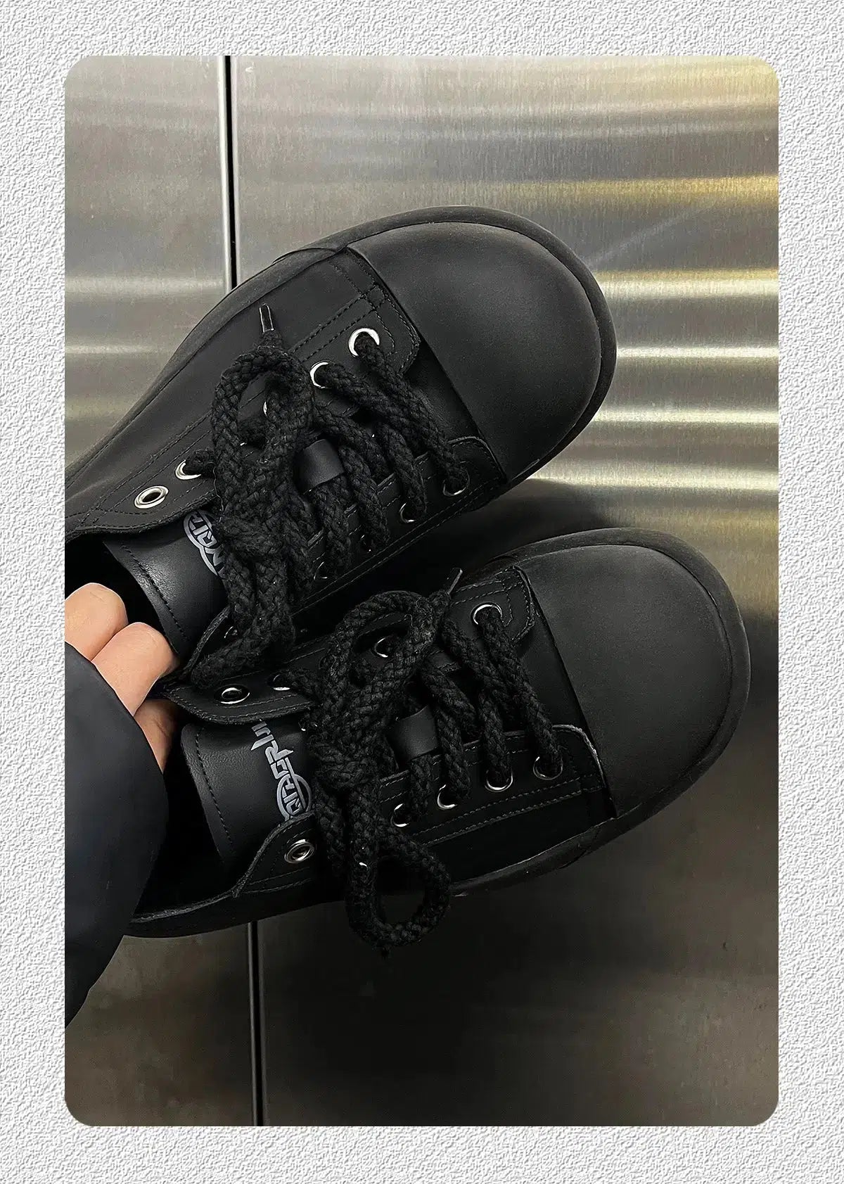 Round Toe Casual Shoes