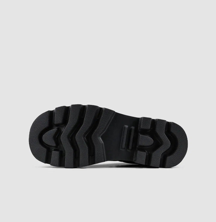 Round-Toed Derby Shoes