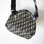 Shell Shaped Crossbody Canvas Bag