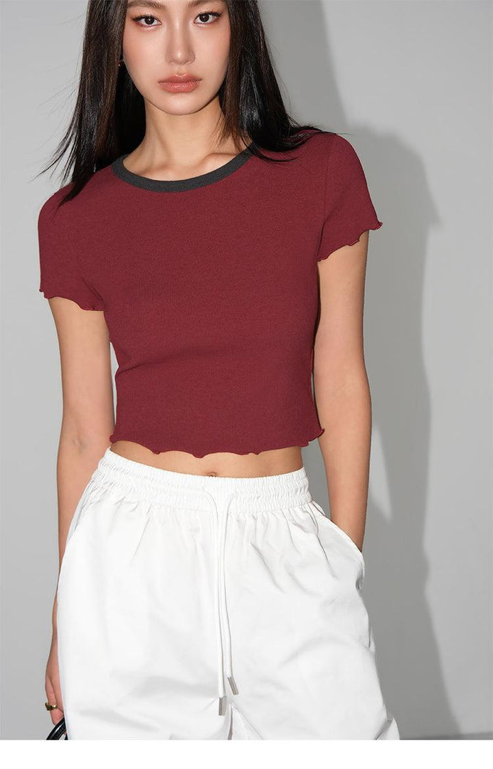 Short Contrast Color T-shirt