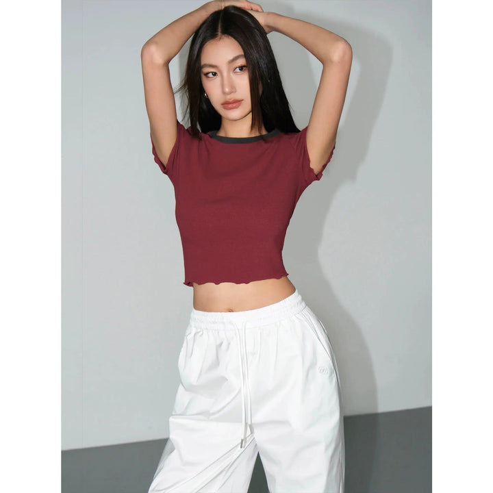 Short Contrast Color T-shirt