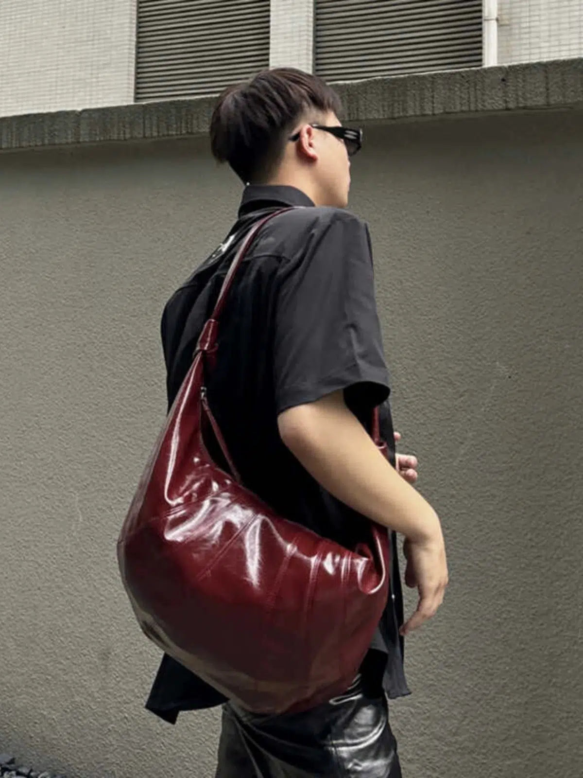 Sleek Casual Shoulder Bag