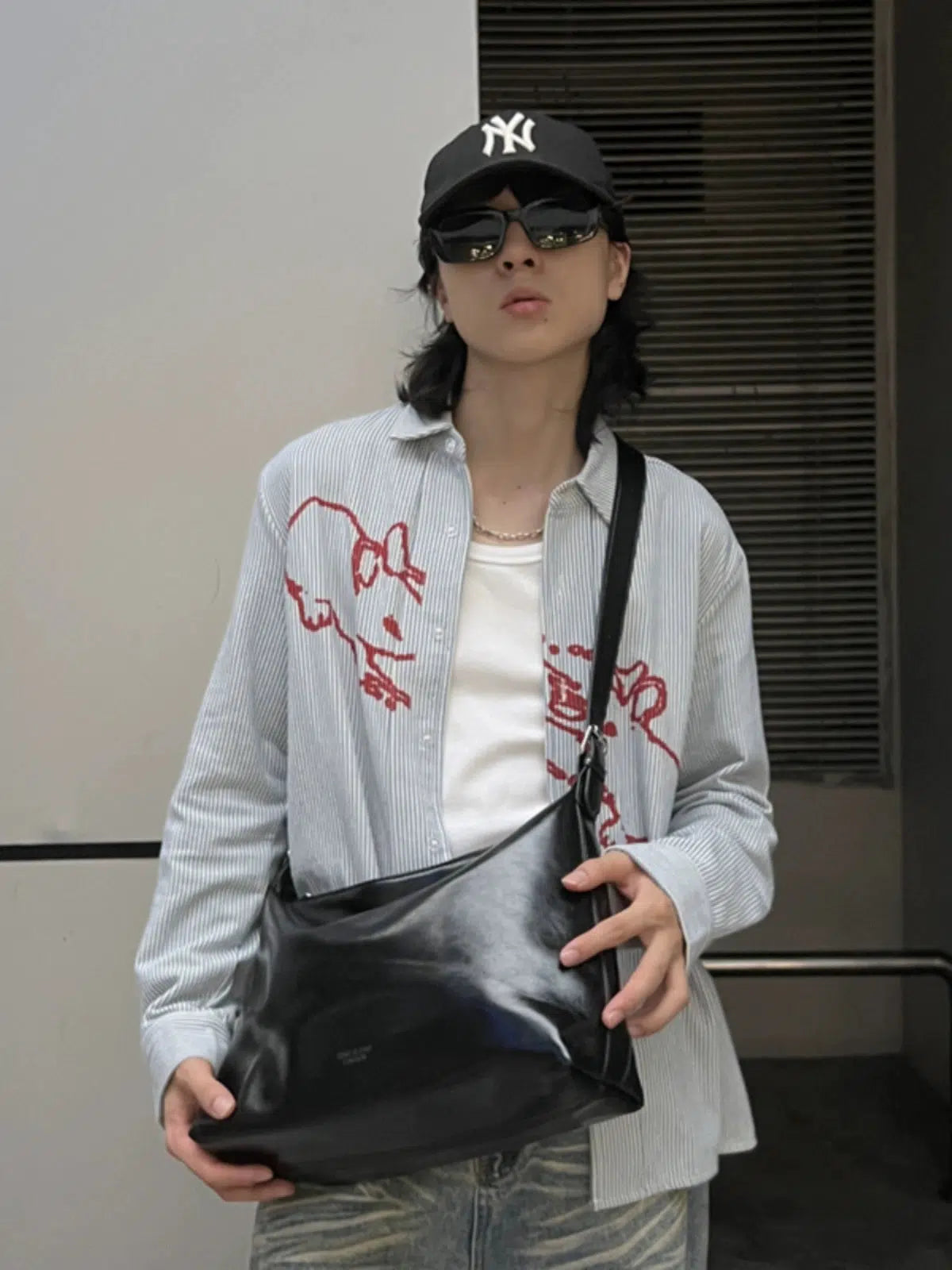 Sleek Leather Shoulder Bag