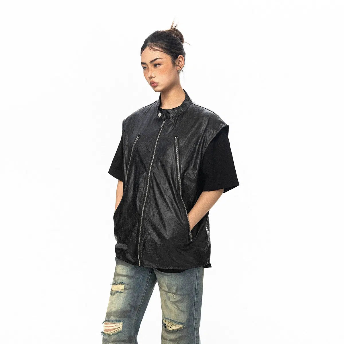 Sleeveless Leather Zip-up Jacket