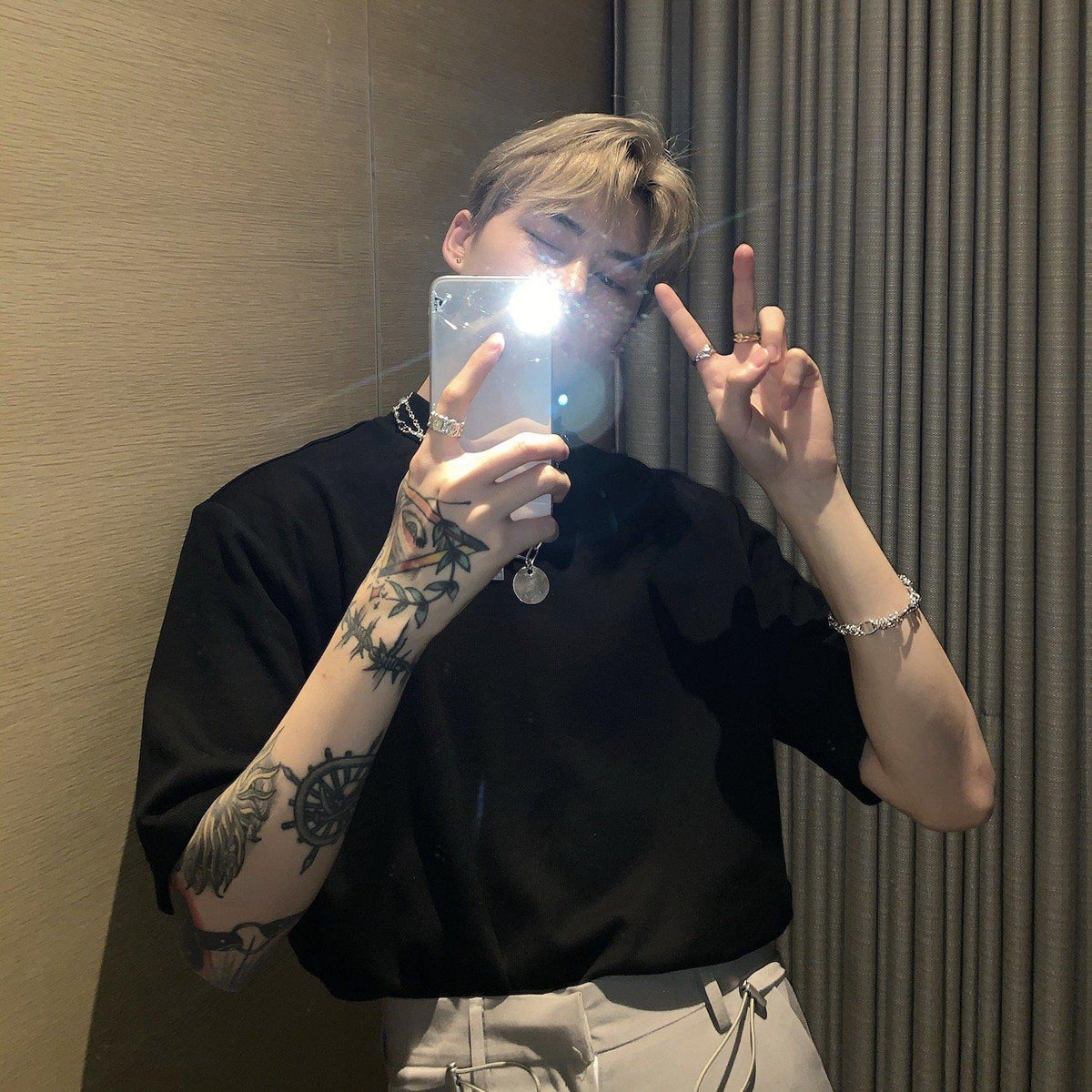 Small Collar Cotton Basic T-Shirt