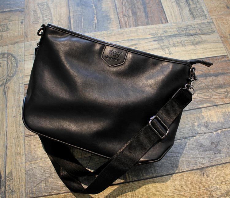 Soft Leather Zipper Shoulder Bag Info