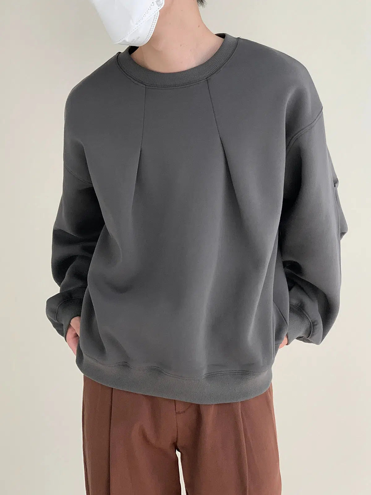 Solid Color Round Neck Sweatshirt – The Korean Fashion