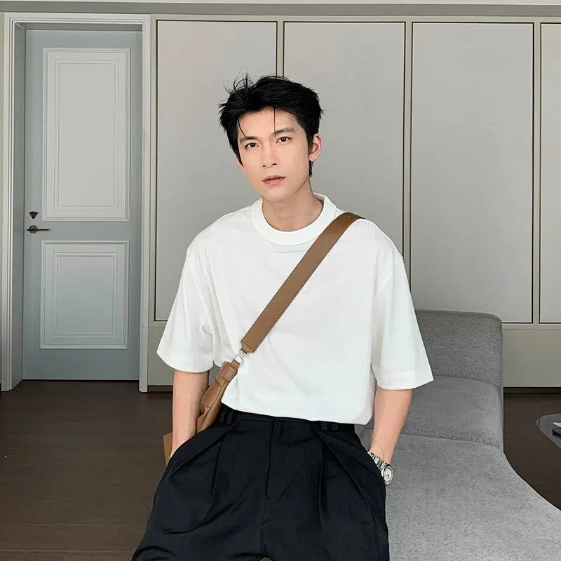 Solid Color Round Neck T-shirt
