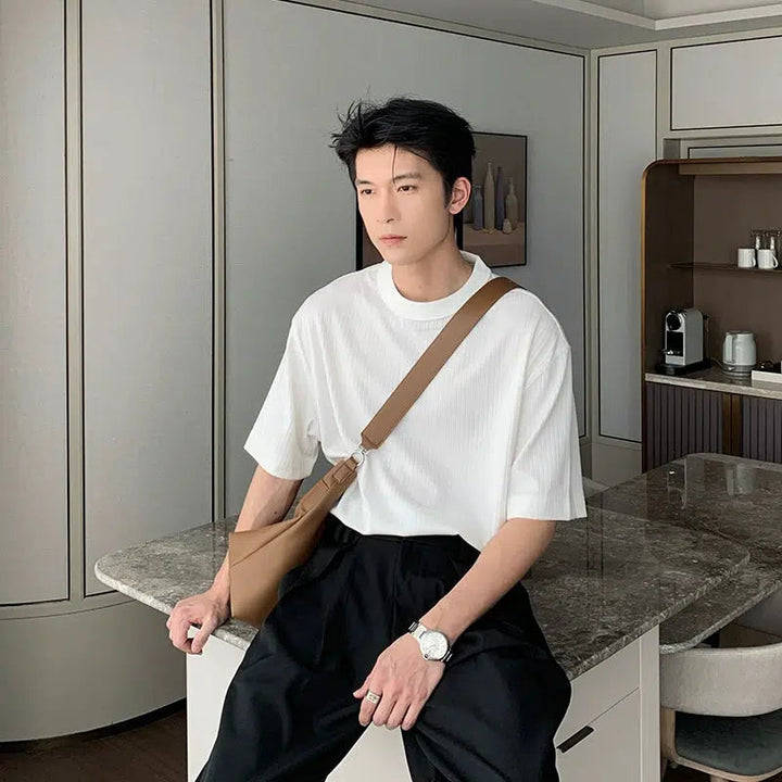 Solid Color Round Neck T-shirt