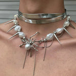 Spider Pendant Pearl Necklace