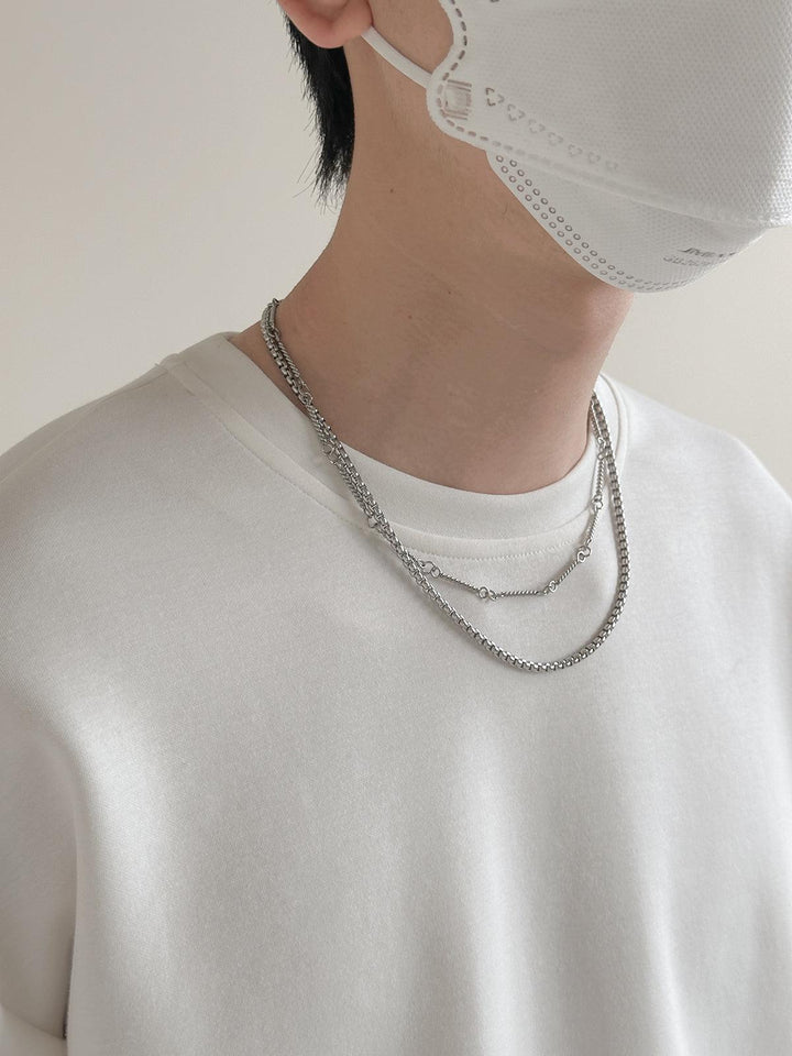Spring and Autumn Bottoming Round Neck Shirt