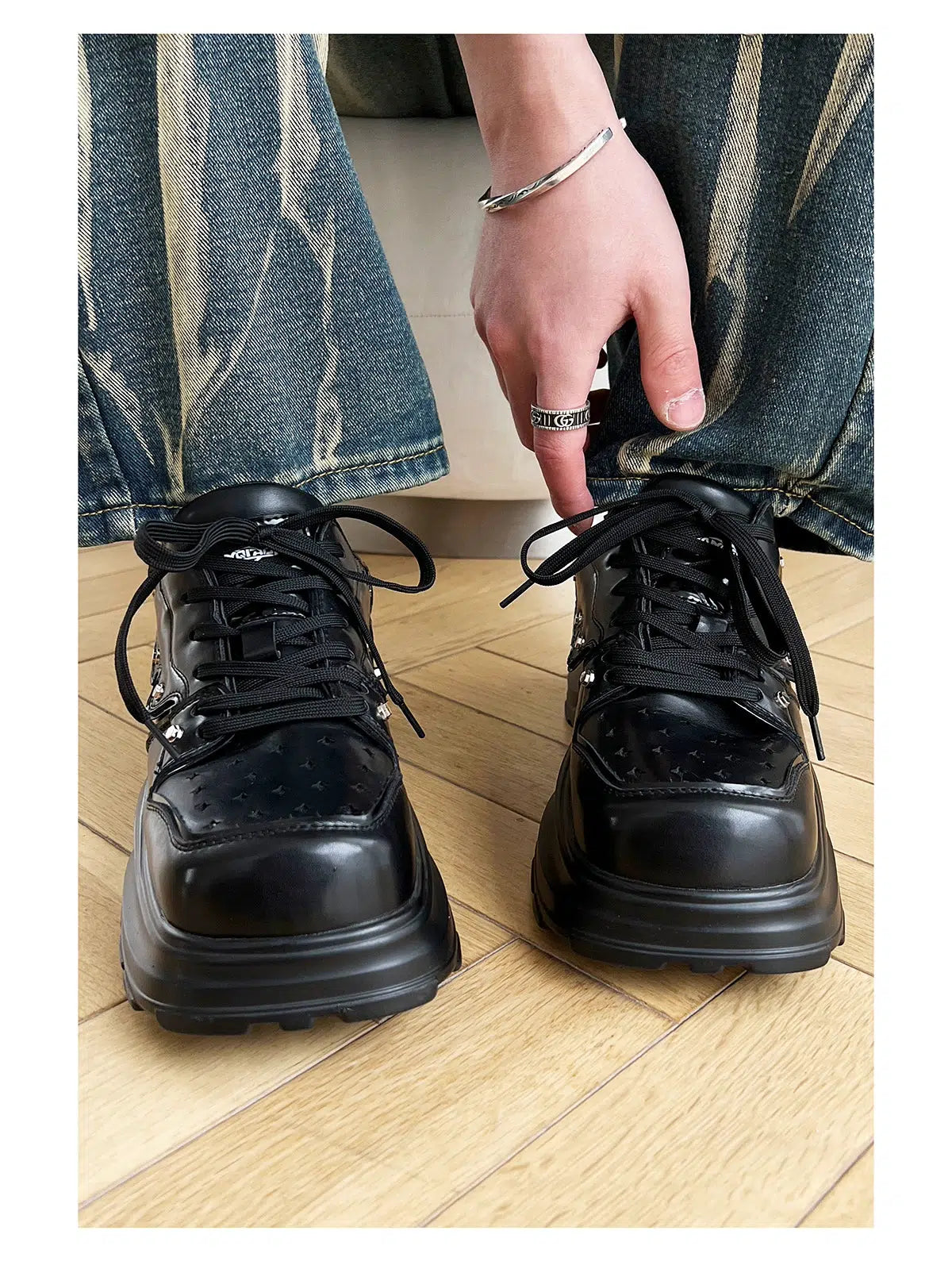 Square Toe Thick-Soled Rivet Shoes