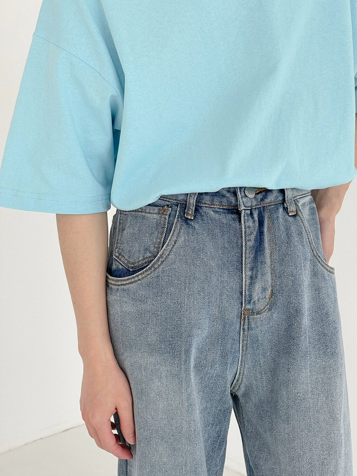 Straight Light-Colored Denim Pants