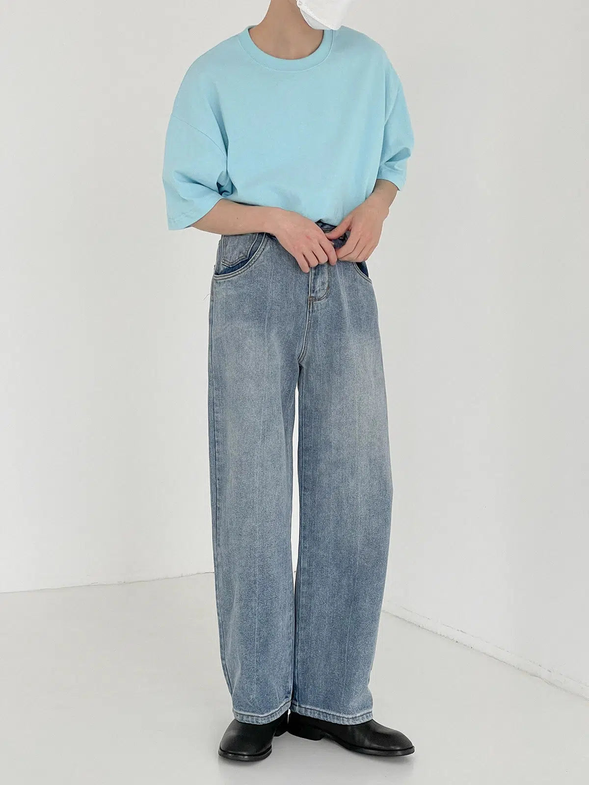 Straight Light-Colored Denim Pants