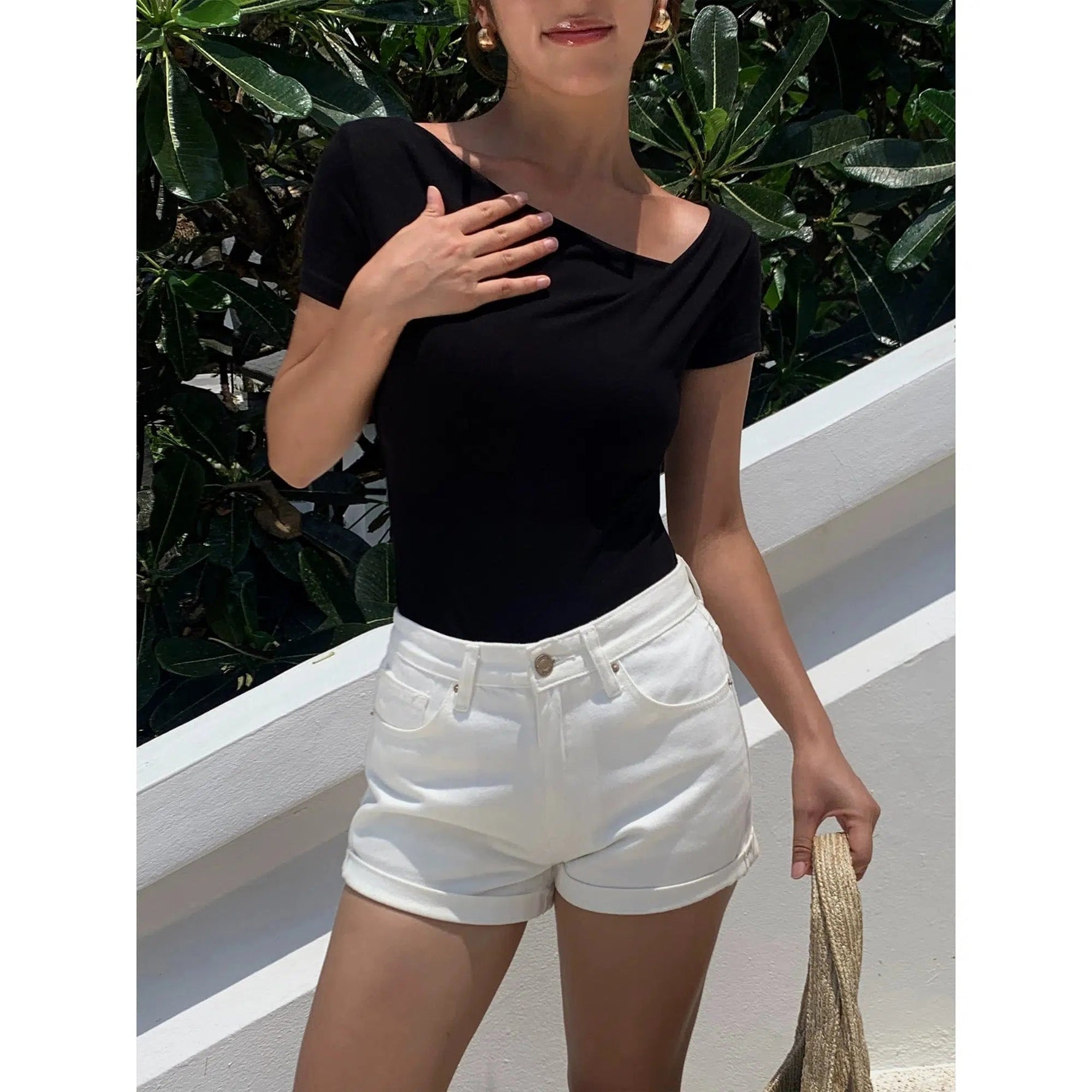 Stretch Off-shoulder T-shirt