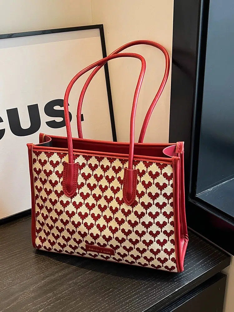 Stylish Heart Pattern Tote Bag