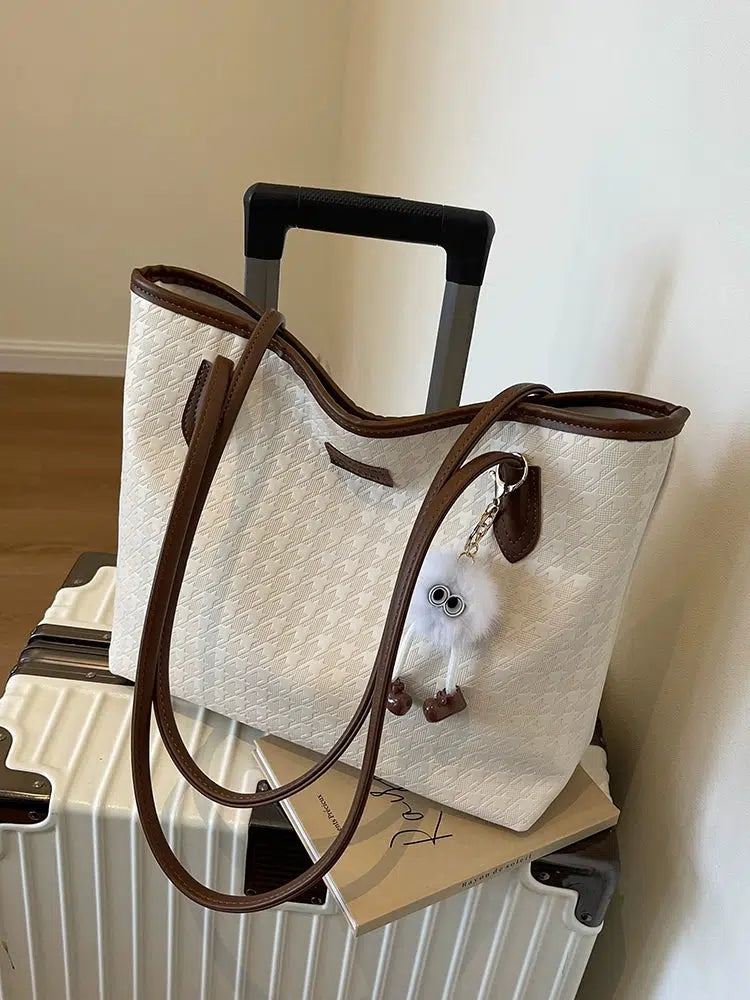 Stylish Houndstooth Tote Bag