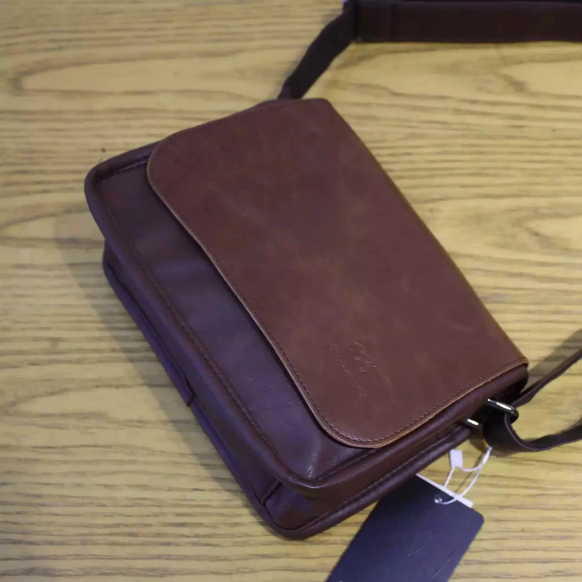 Stylish Leather Shoulder Bag